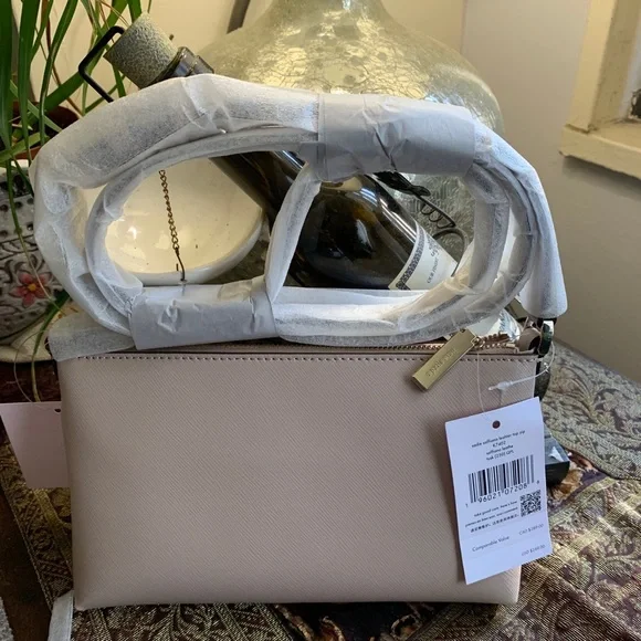 SOLD⛔️Authentic Kate Spade Saffiano leather top zip Crosby w large card holder - Picture 11 of 15